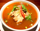タイ風スパイシーチキンスープ